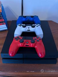 PS4 standard usata tenuta bene 500 Giga