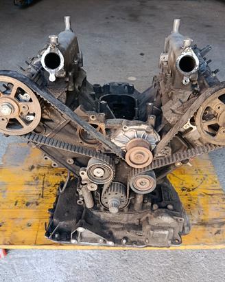 motore v6 