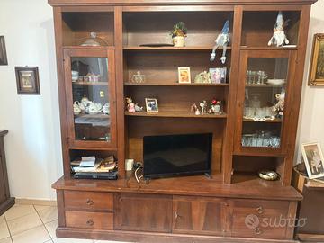 Un mobili dell salone spicchio di intrara divano