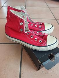 converse rossa