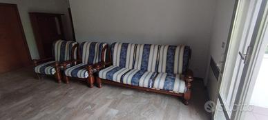 DIVANO CON 2 POLTRONE IN MASSELLO