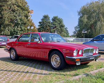 Jaguar xj12 1979