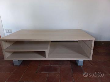 Tavolo da fumo in legno