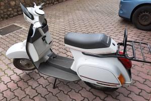VESPA RUSH 50