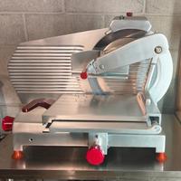 affettatrice professionale verticale lama 35° 