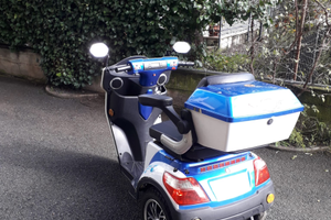 Moto elettrica modello colibrì