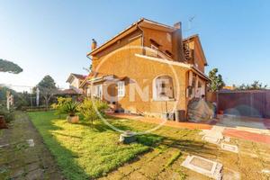 Villa di 164 m² con 5 locali a Ardea
