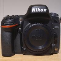 Nikon D610 solo corpo con 2 batterie originali