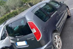 Skoda Roomster 1.4 anche neopatentati