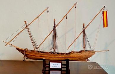 Nave di legno Feluca Spagnola