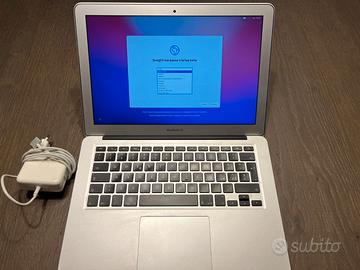 MacBook Air 13" (2015)