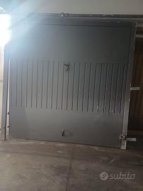 cancello o saracinesca basculante