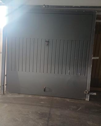 cancello garage basculante