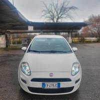 Fiat punto con gancio traino