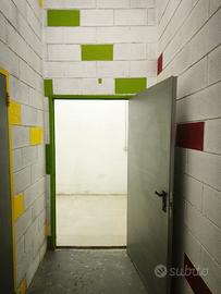 Magazzino carrabile perfetto solo per moto