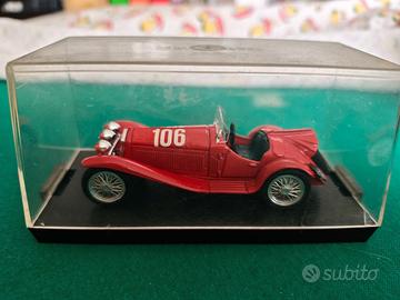 Modello da collezione Brumm Alfa Romeo 2300 1932