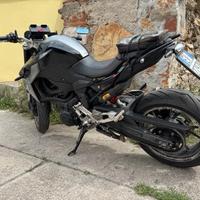 Bmw f 900 r - 2020