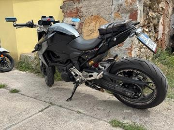 Bmw f 900 r - 2020