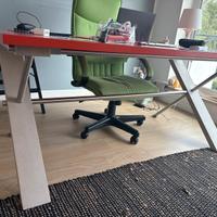 Scrivania professionale