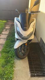 Honda pcx 125cc 2023