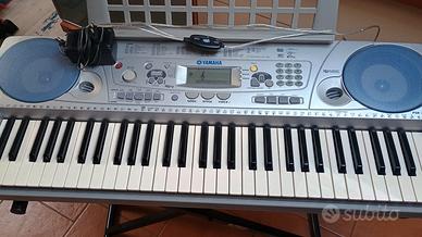 tastiera musicale Yamaha PSR-275