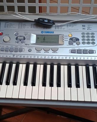tastiera musicale Yamaha PSR-275