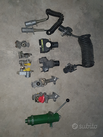 Pezzi x veicoli pesanti prese corrente pipetta etc