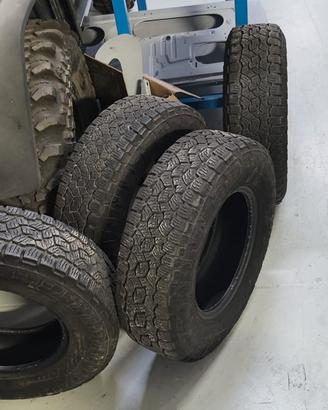 gomme/gomma toyo open country A/T fuoristrada 