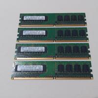 7 RAM DDR2 (2x 1 GB, 5x 512 MB) + 1 DDR 256 MB