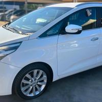 KIA Carens 1.7 CRDi 115 CV