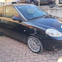 LANCIA Ypsilon 1.3 MJ momo design