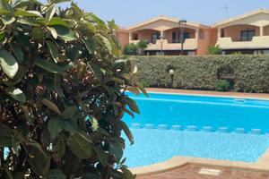 Relax,piscina e mare tra tavolara e San Teodoro