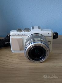 Olympus PEN E-PL7 Lite Fotocamera + obbiettivo