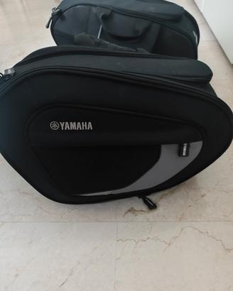Borse laterali morbide Yamaha MT e supporti
