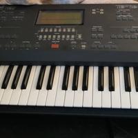 TASTIERA KORG MODELLO IS 50 B