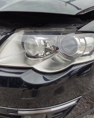 Proiettore sinistro VOLKSWAGEN PASSAT del 2006