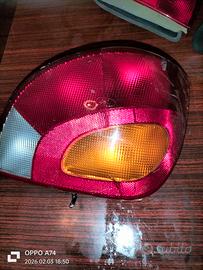 faro posteriore dx Ford fiesta