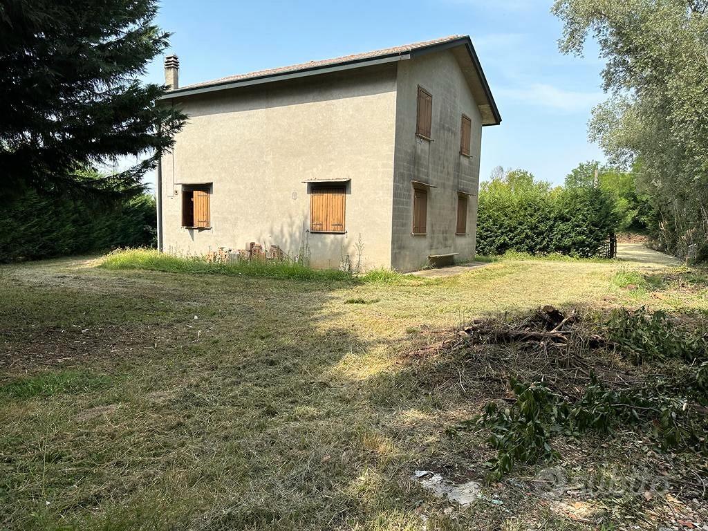 Spinea fornase magazzino con 3.900mq di terreno - View 2