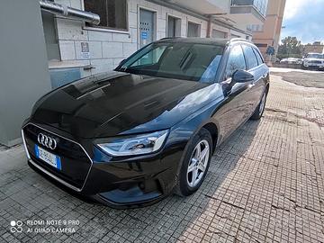 Audi A4 Avant 35 TDI / 163 CV S tronic business 