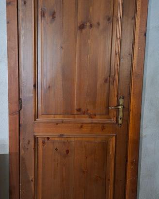 Porte in legno massello