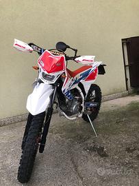 Moto enduro Fantic