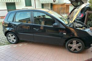 ford fiesta 2005
