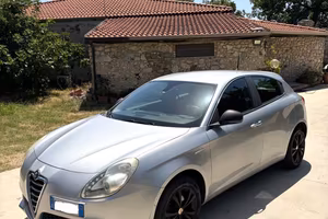 Alfa Romeo Giulietta 1.6 MTJ 105Cv BELLA POCHI KM 
