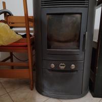 stufa a pelets della edilcamini