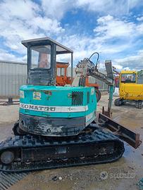 miniescavatore KOMATZU PC38UU-1 
