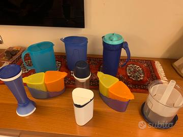 Oggetti casalinghi tupperware