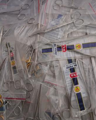 Kit forbici e pinze da sutura vario tipo NUOVI