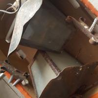 coppia lanterne primi 900 ferro e vetro originali