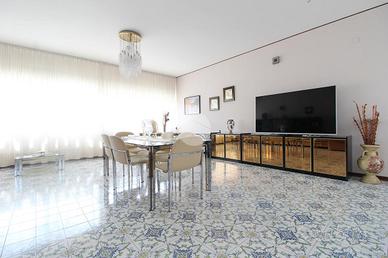 6 LOCALI A PALERMO