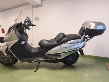SUZUKI BURGMAN AN 400 